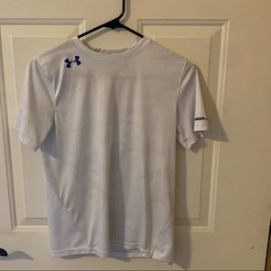 Boys Large UA t-shirt